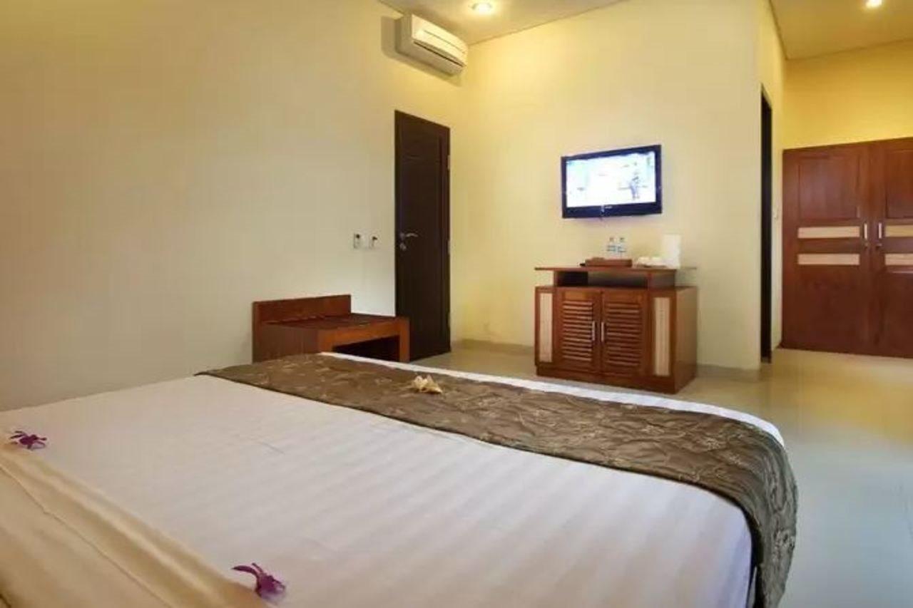 Putri Ayu Holiday park 3*