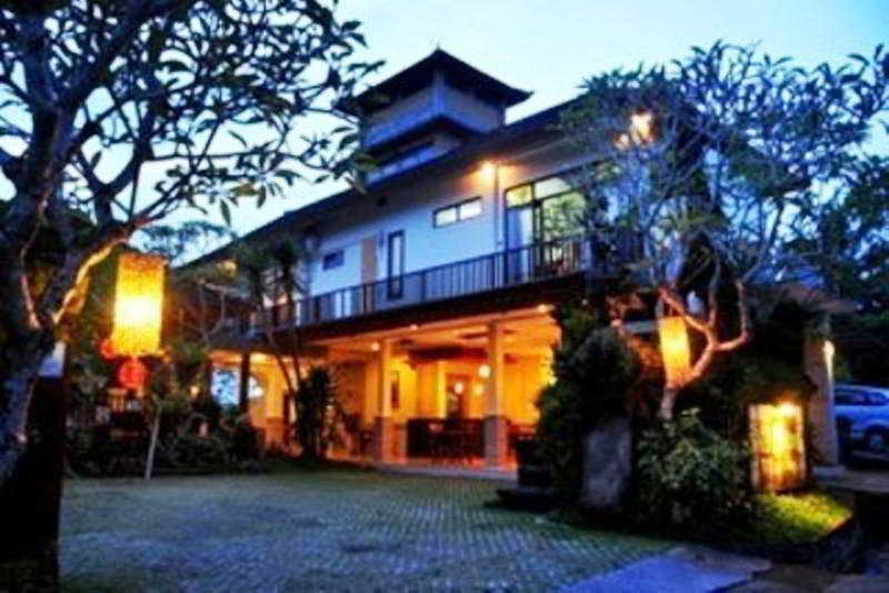 Putri Ayu Holiday park
